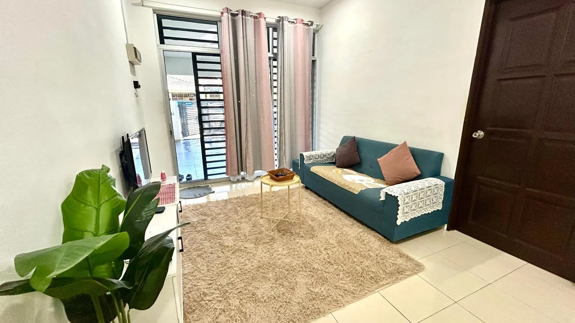 Cozy 288 Entire 3 Bedroom House @ Alma Bukit Mertajam 0*,  Malaysia