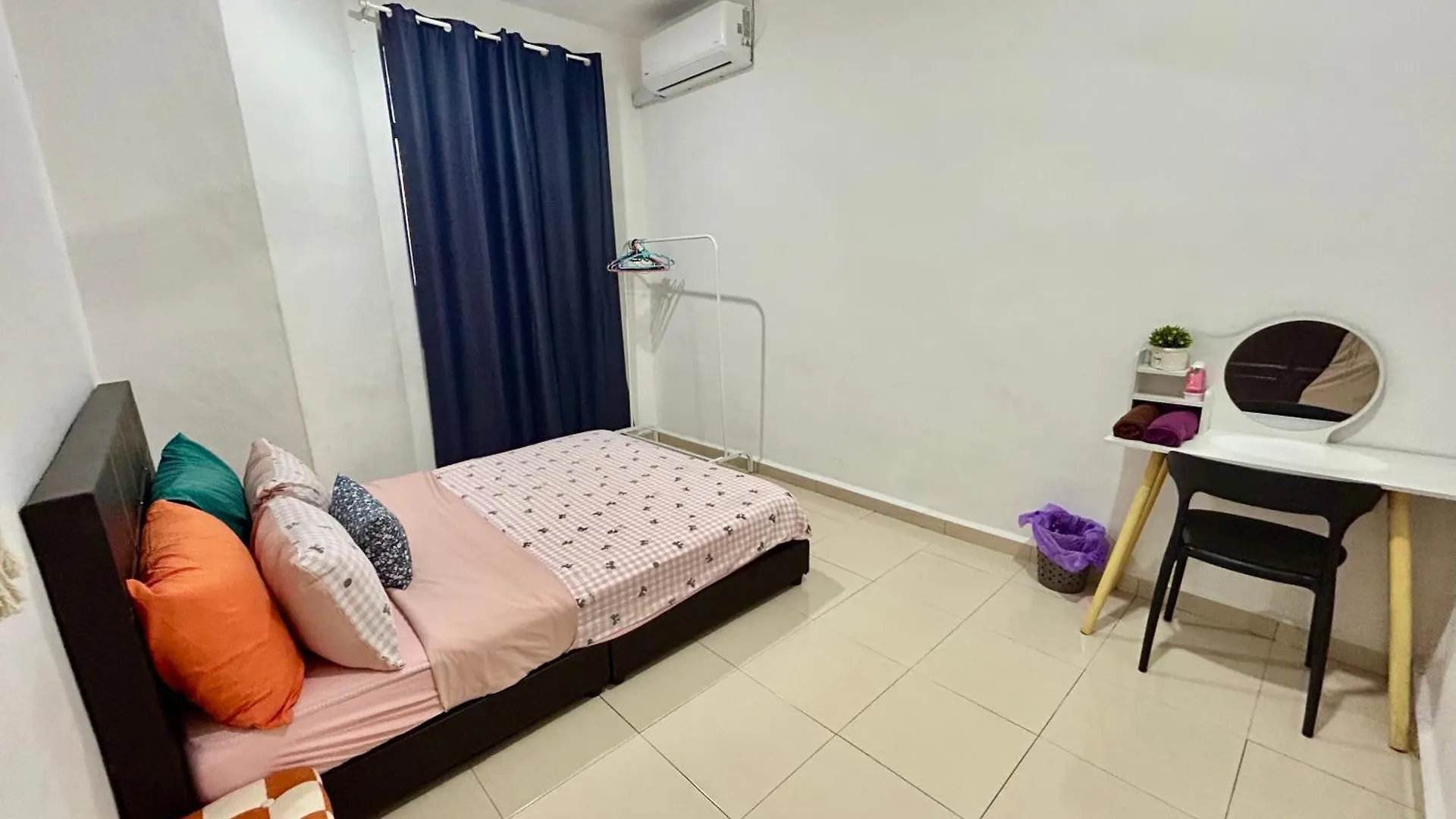 Cozy 288 Entire 3 Bedroom House @ Alma Bukit Mertajam 0*,  Malaysia